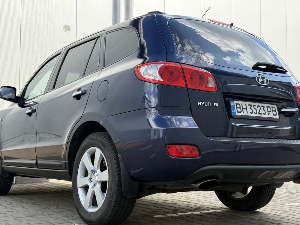Hyundai Santa FE 2.2 Дизель - Автомат Красивая кожа