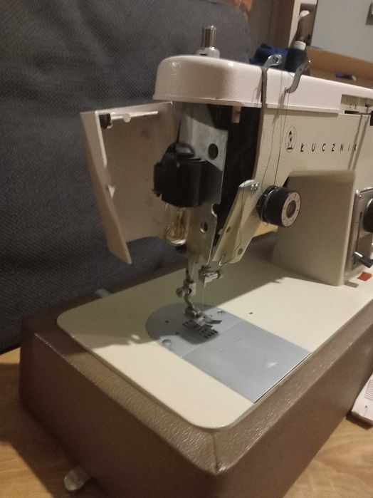 Maszyna do szycia łucnik kl 451
