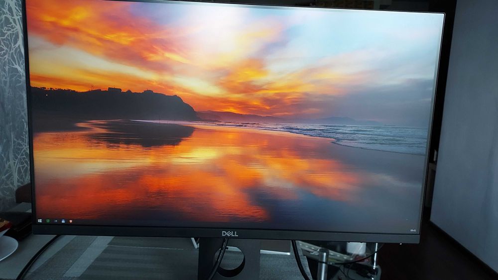Monitor Dell P2419HC - USB-C