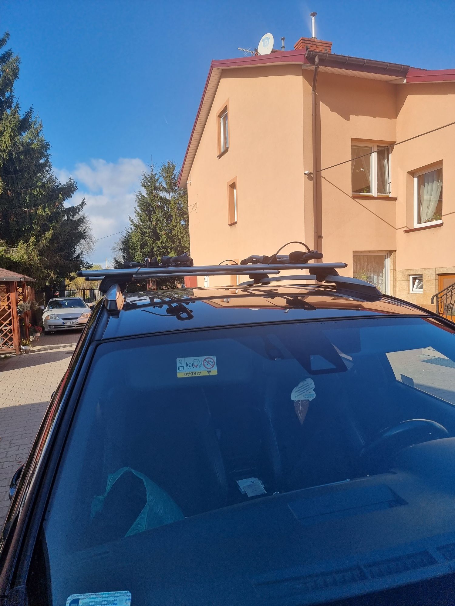 bagażnik rowerowy thule biker mocowania do toyoty rav4
