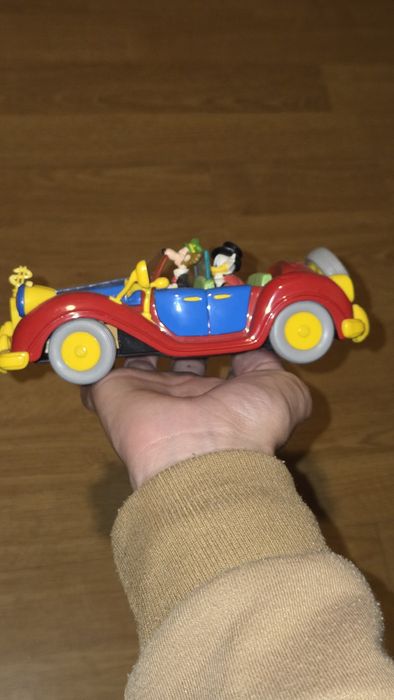 Carro do Tio Patinhas Burago