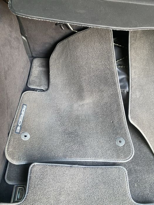 Комплект ковриков Porshe Cayenne 955,957 оригинал