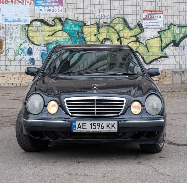 Mercedes Benz w210 e320