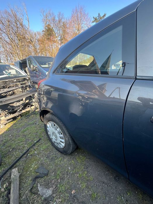 ćwiartka tył tylna błotnik poszycie corsa d lift 1.3  cdti lak z190 3d