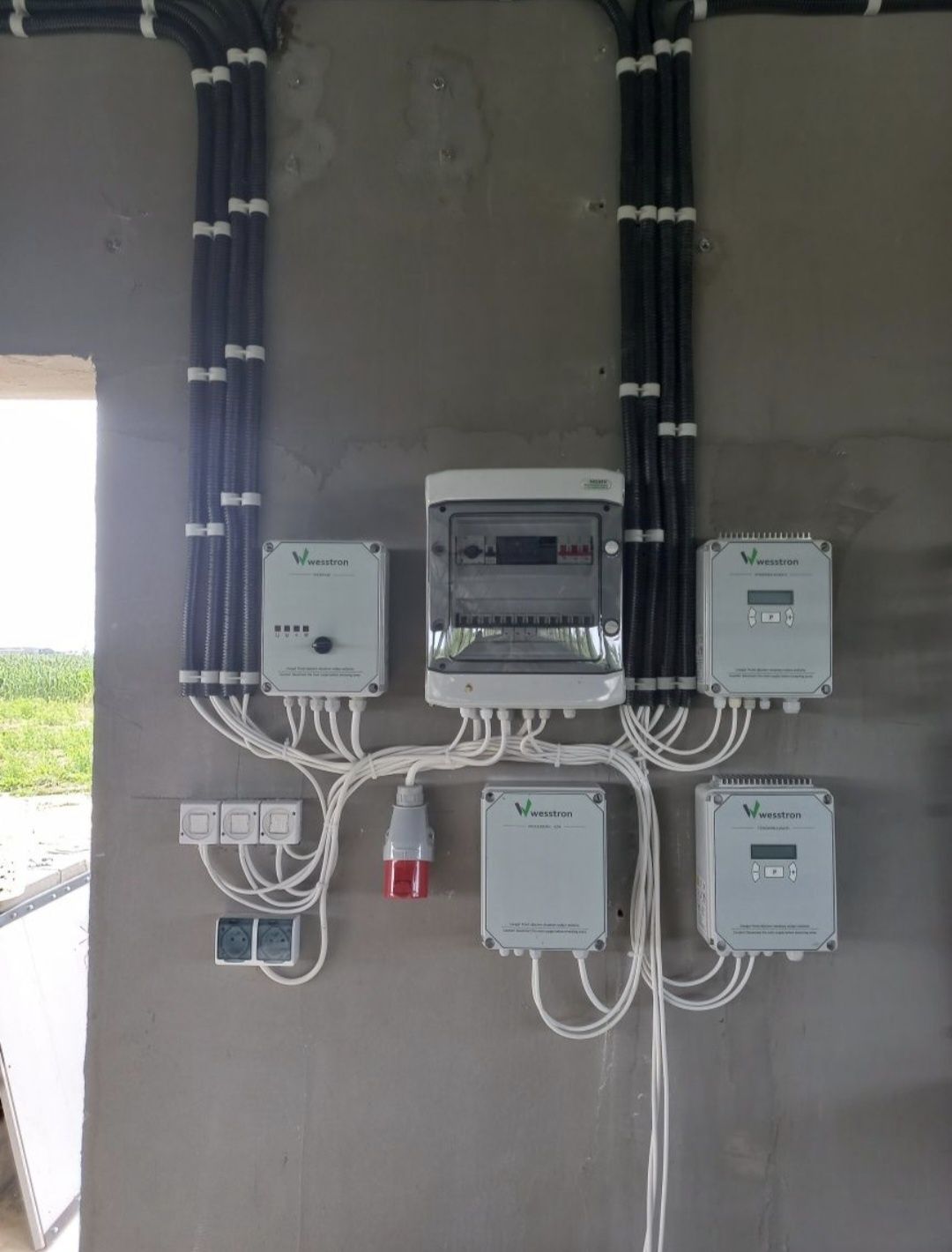 Elektryk, instalację elektryczne