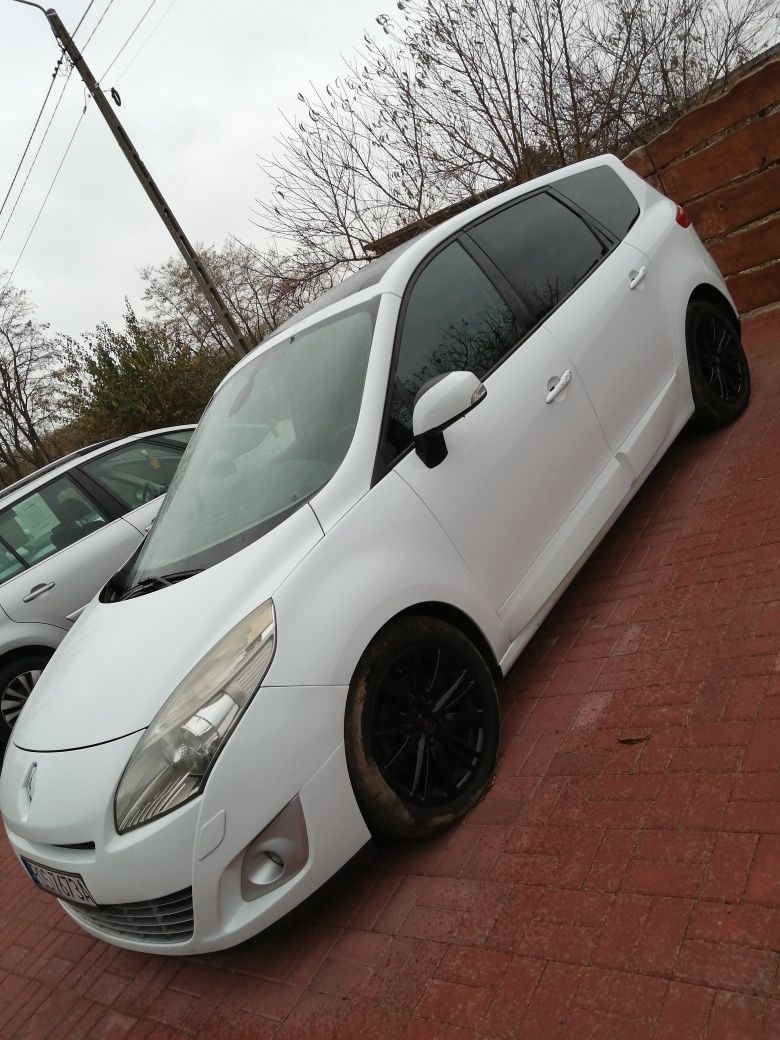 Renault Grand Scenic, 2010r, 1.9dci, ZAMIANA na SUV/VAN z automatem