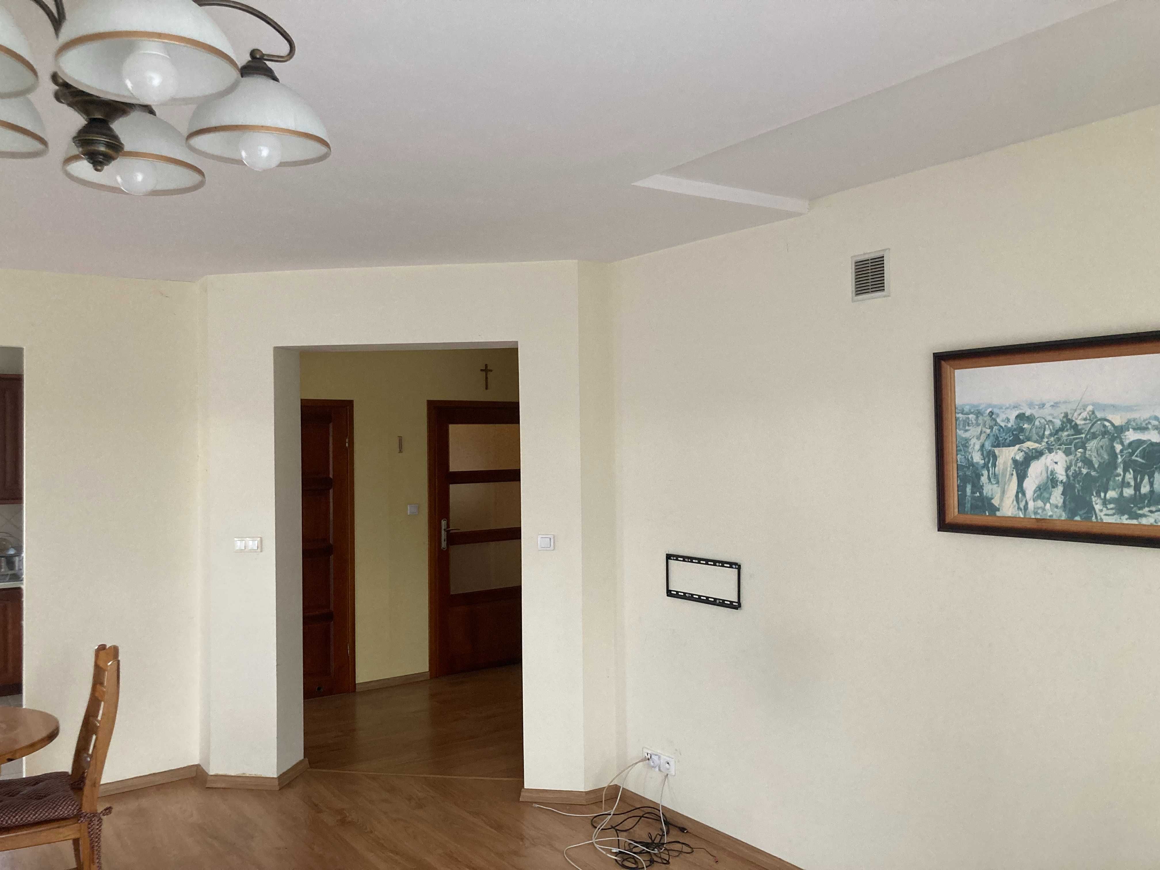 dom parterowy z gospodarstwem 10 000m2 +2 garaże