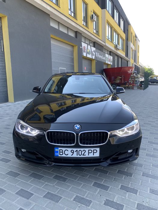 BMW 320 I X-drive