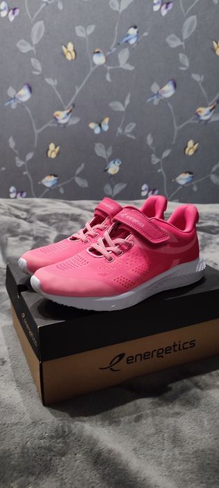 Кросівки 34 розмір