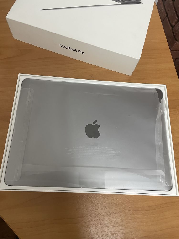 Macbook pro 13”2018г