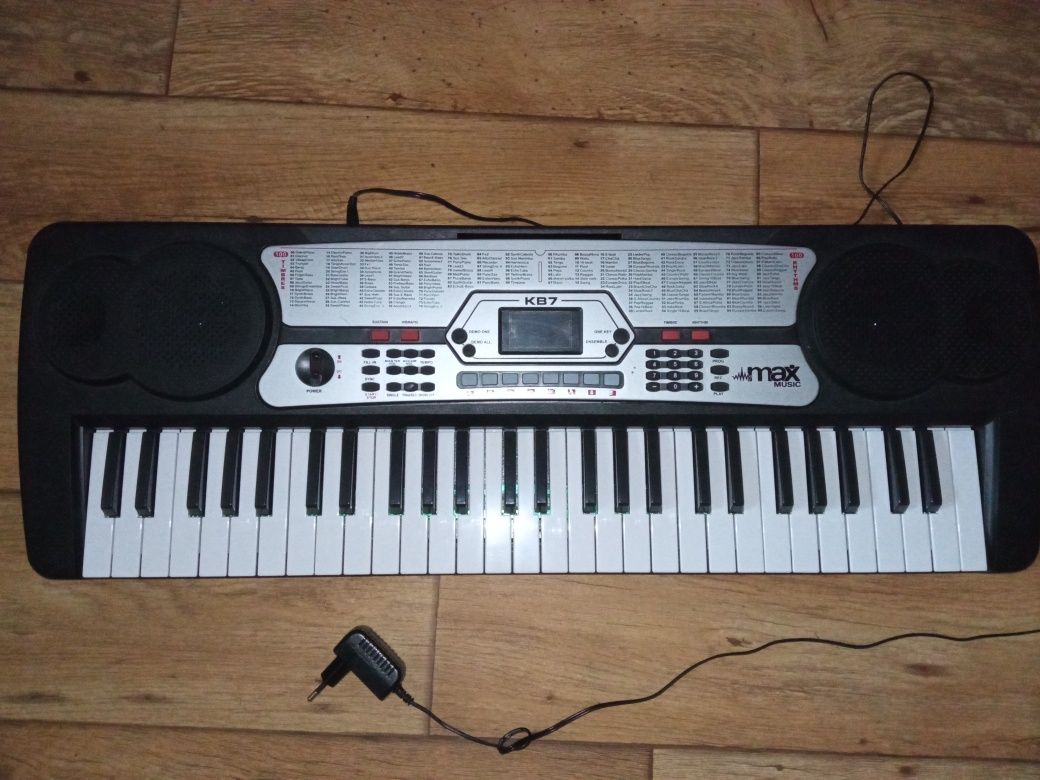 Keyboard, pianino elektryczne