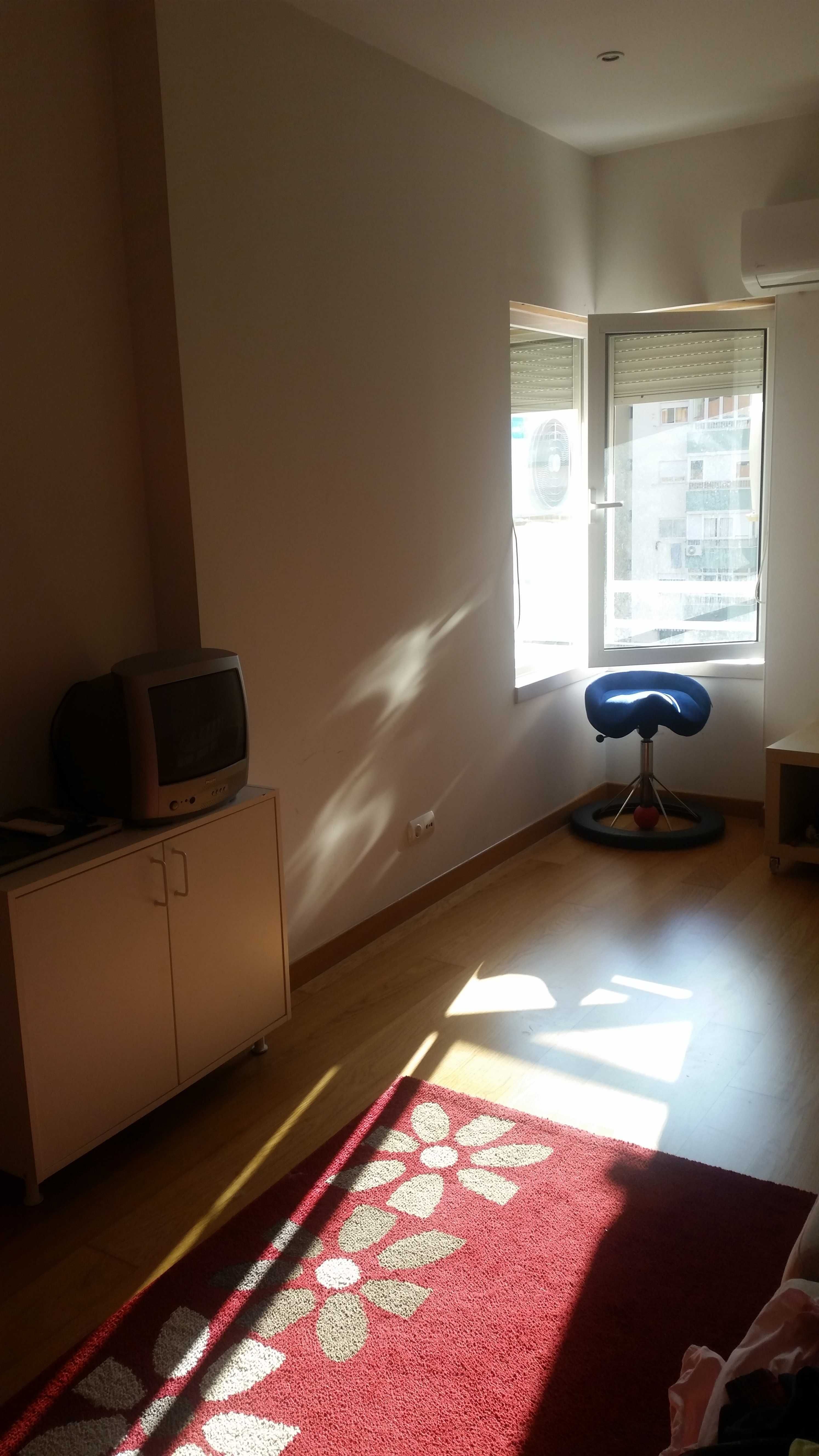 Quarto em Oeiras