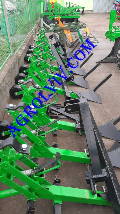 культиватор полольник окучник, культиватор міжрядного обробітку