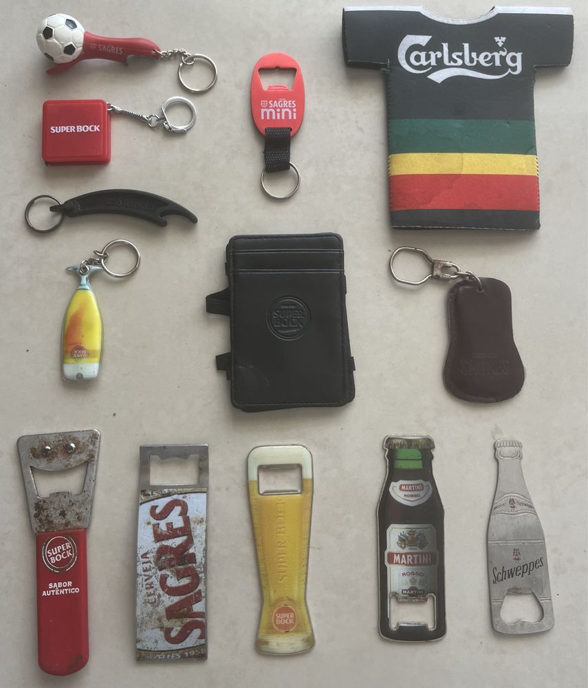 Lote de brindes publicitarios Sagres, Super Bock, Carlsberg