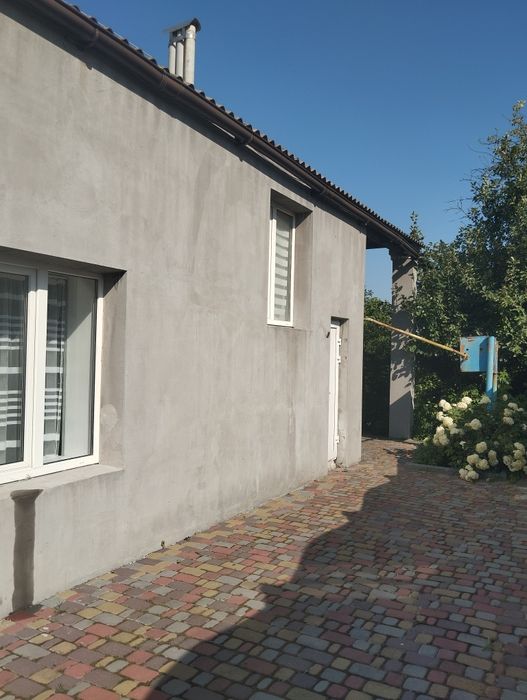 Продам 2 поверховий будинок Нововодолазький район  з Евроремонтом