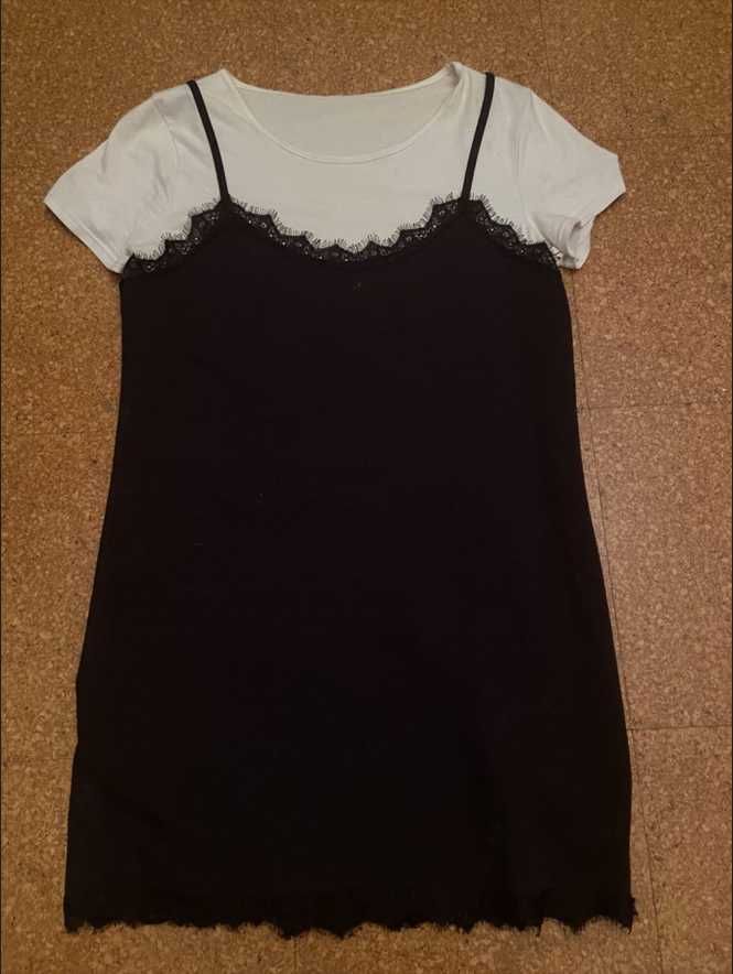 Vestido Curto Preto e Branco