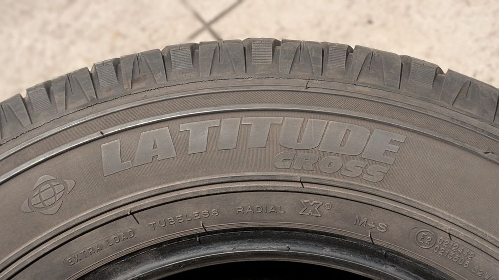 Шини зимні, все сезонні Michelin Latitude Cross 255 65 R17