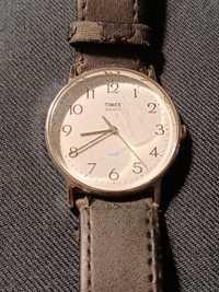 Zegarek Timex Quartz garniturowiec