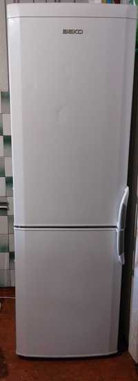 Продам холодильник BEKO в гарному стані
