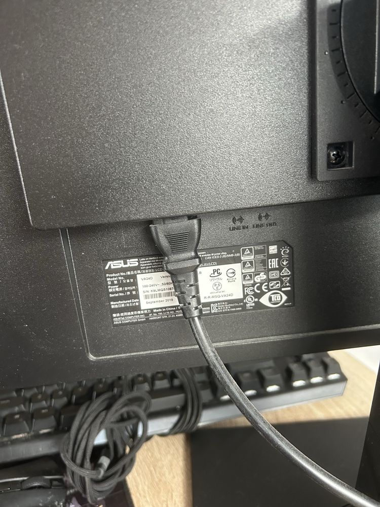 Monitor Asus 24 cale