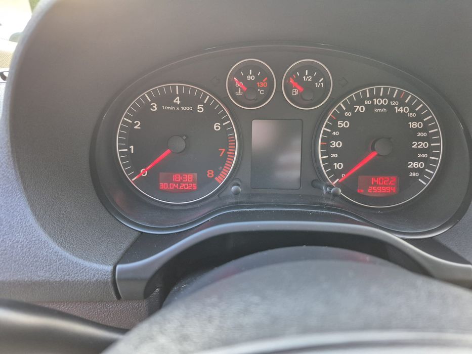 Audi a3 8p 2.0tfsi 200HP dsg Bogate wyposażenie