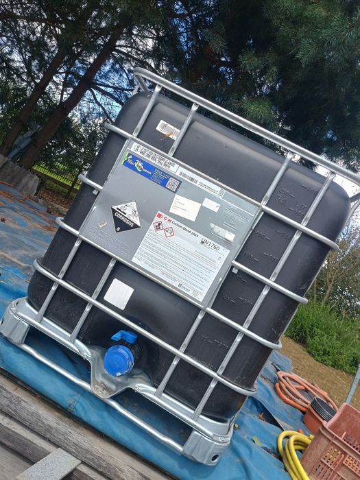 Mauzer 1000l, beczka na palecie