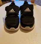 Sprzedam buty dziecięce, chłopięce Adidas Fortarun rozmiar 23.