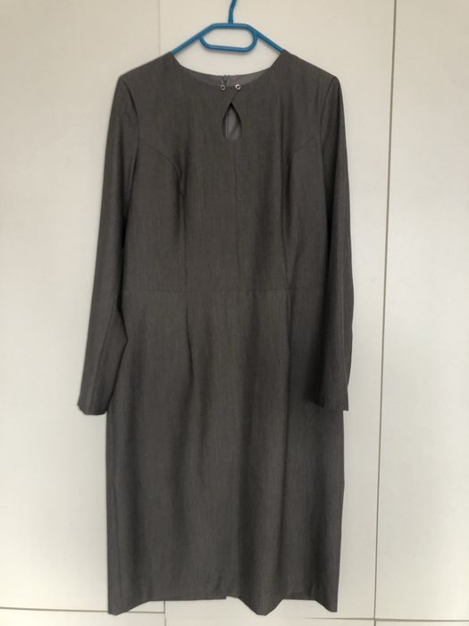 Sukienka elegancka stalowoszara