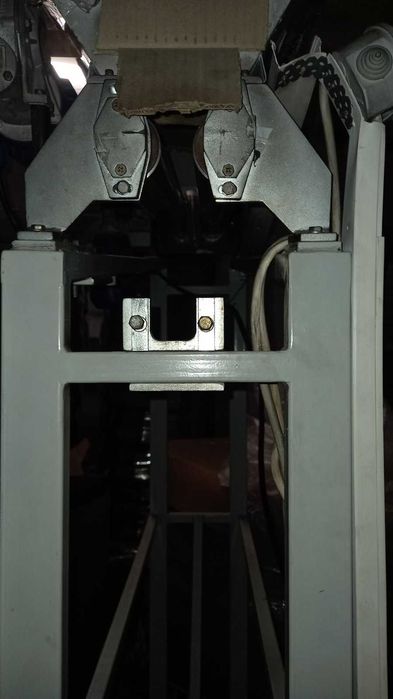 Предлагаем к продаже выдувную машину АПФ-4