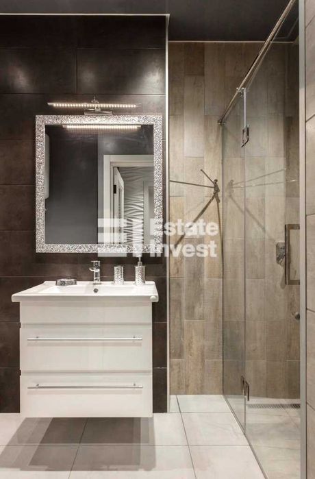 Продам 2 кімн. квартиру в ЖК Макіївський по вулиці Качанівська, 17