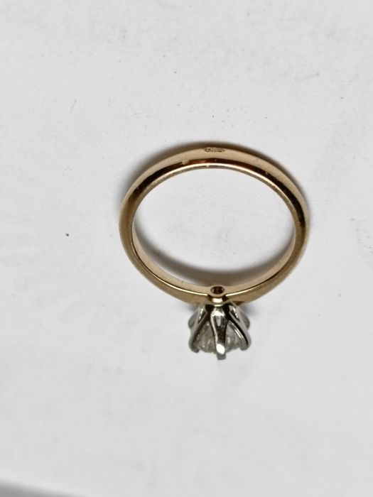 Złoty pierścionek 585 z brylantem 1,40ct (certyfikat )wzór Tiffany