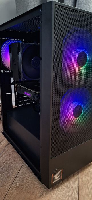 Komputer gamingowy/ ryzen 5 3600/ RTX 2060 super