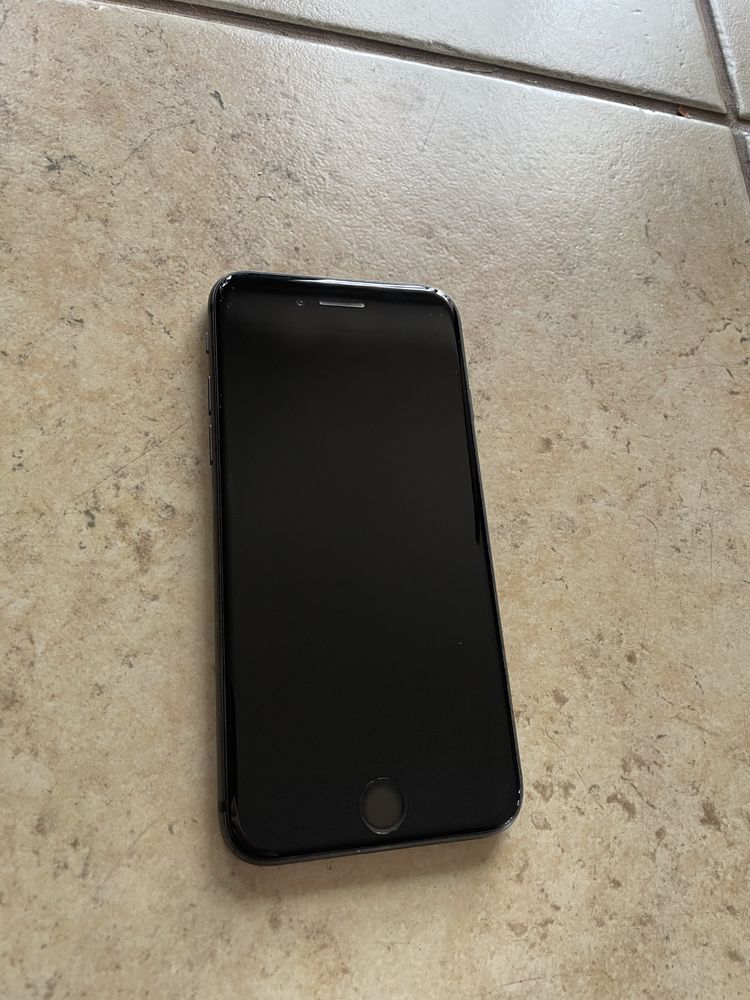 Iphone 8 64 GB black