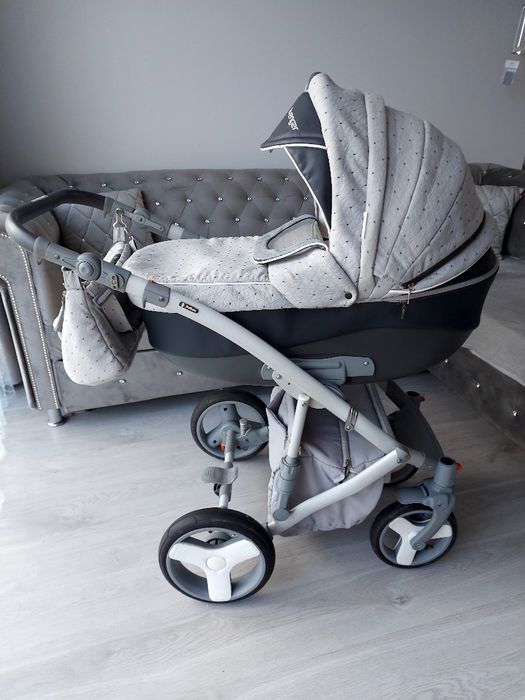 Wozek 3w1 4w1 siwy szary uniwersalny camarelo Avenger r