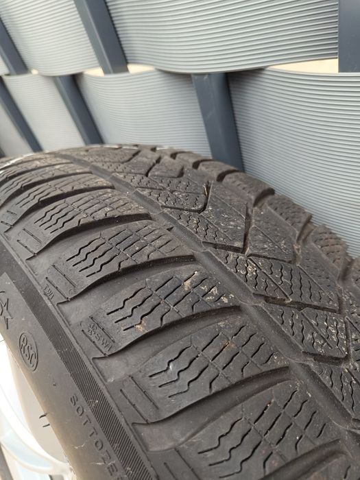Alufelgi +opony zimowe 225/60/18 Run flat (Pirelli) BMW X3(G01) X4(G02