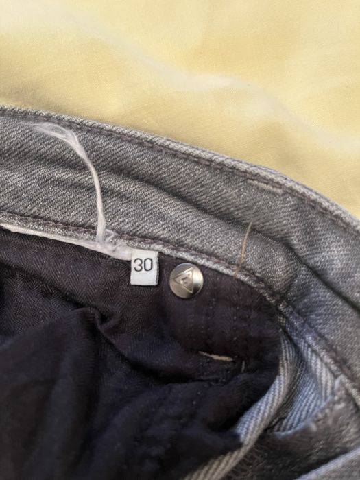 Jeans da marca Guess