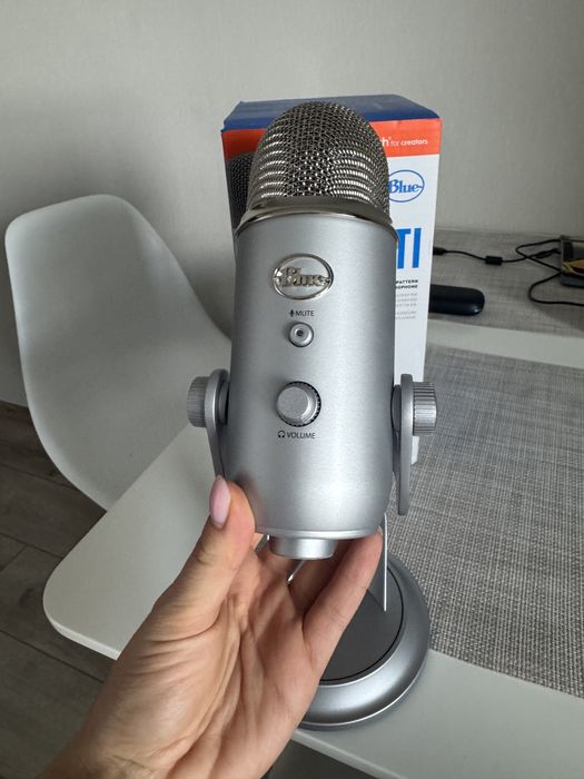 Мікрофон студійний Blue Microphones Yeti Silver