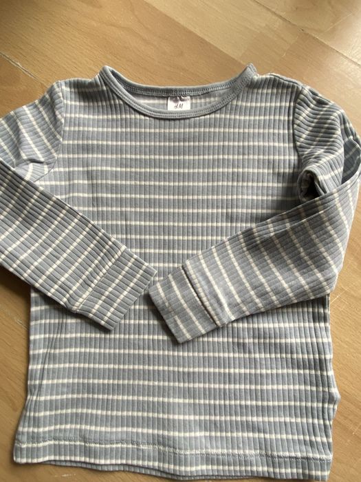 Błękitna bluzka na długi rękaw prążek w paski  98