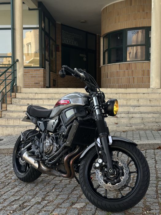 Yamaha XSR 700 75cv