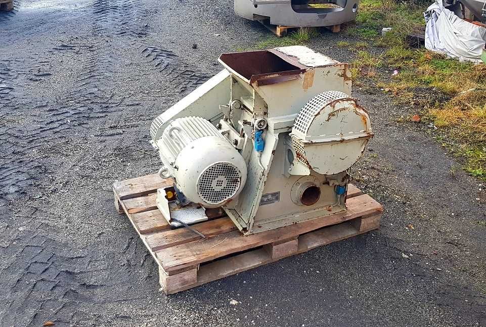 Granulator młynek do recyklingu rozdrabiania plastiku drewna 7,5KW 20r