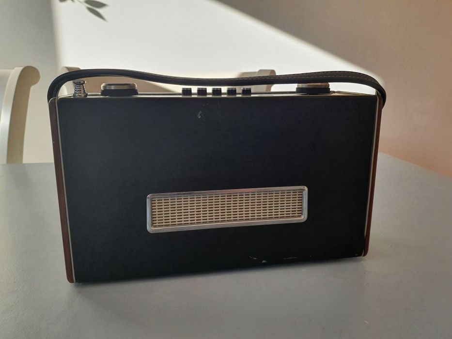 Rádio vintage Roberts Radio - Reino Unido