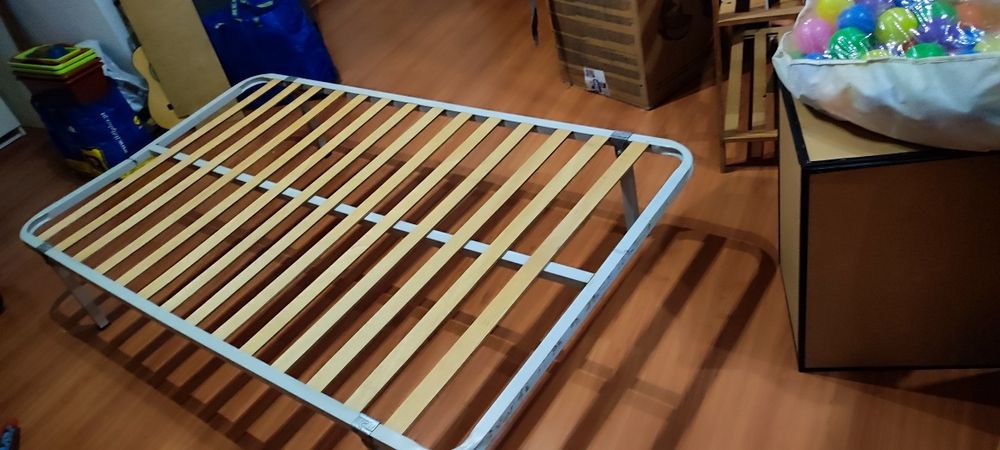 Estrado cama solteiro 105x180cm