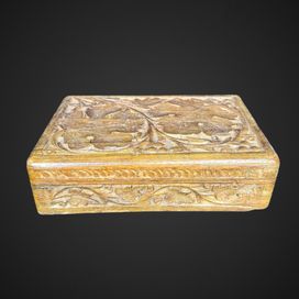 Indie Drewniana szkatułka styl Cepelia na kosztowności b41/4123