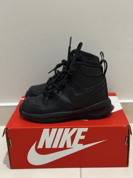 Продам деские кроссовки Nike 28р