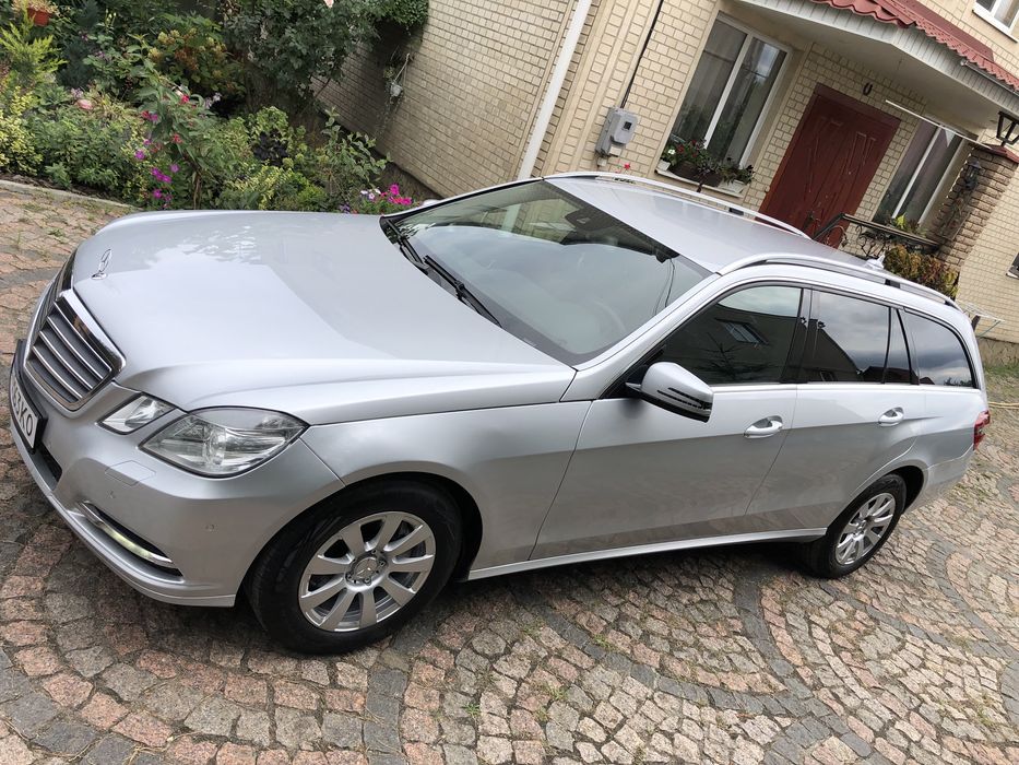 Merсedes Bensz 212 E-300 ,2012р дизель+гібрид!!