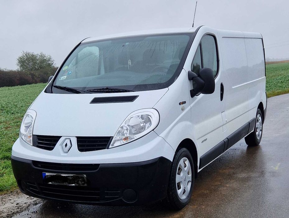 Renault Trafic II 2.5 DCI L2H1 2011 3 osobowy