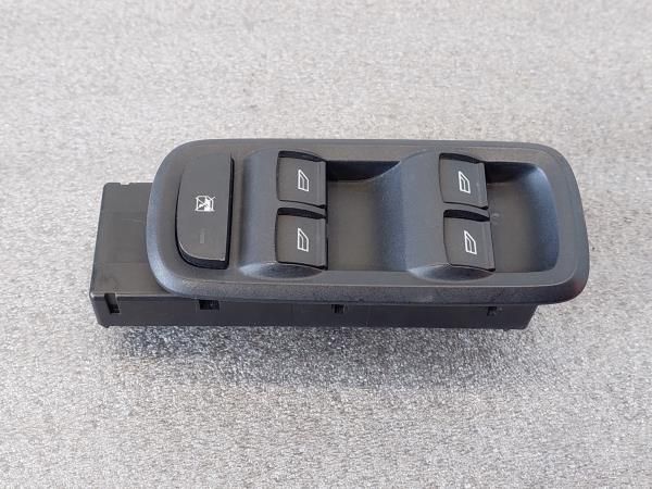 Comando / botão / interruptor vidros frente esquerdo FORD Fiesta VI (C
