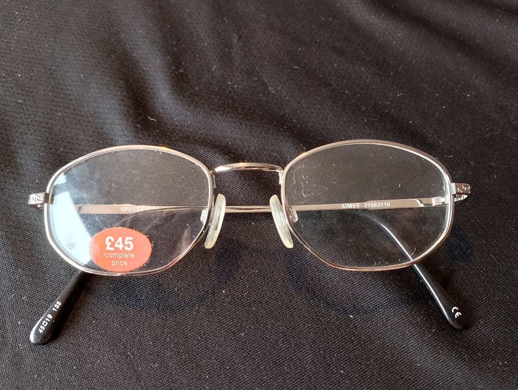 Oprawki aimee specsavers srebrne 12 cm 009