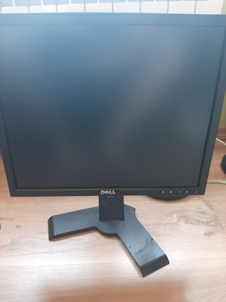 Monitor dell 17 cali