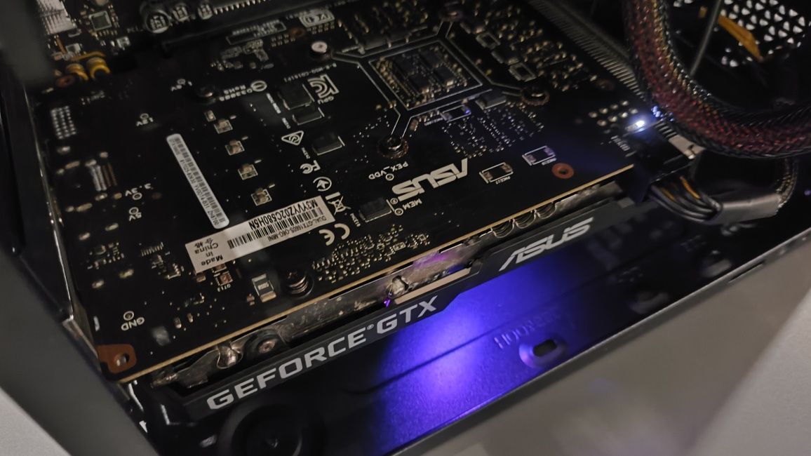 Placa Gráfica GTX 1660 Super